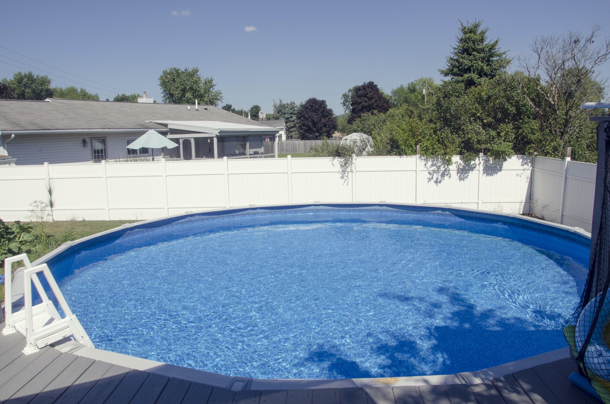 Above ground pool